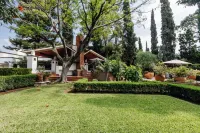 Bule Villas 2 Bedroom-2 Bath Beautiful  "Dylan's Corner"