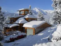 Stunning Mountain Home for the Families & Outdoor Enthusiasts