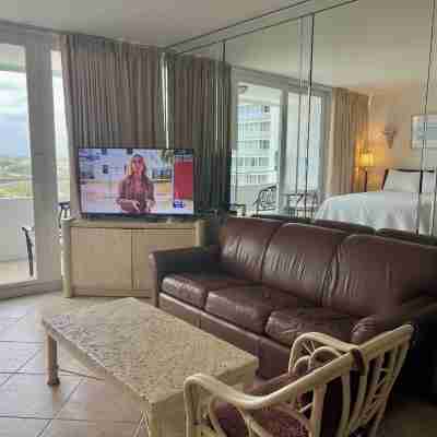 Ocean Manor on the Beach, Free Parking 4040 Galt Ocean Dr, Fort Lauderdale Rooms