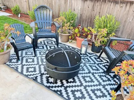 Indulge in Coastal Serenity - Stylish Bay Retreat!