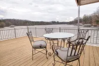 The Cheda Hideaway - The Best Summer Fun on Hartwell!