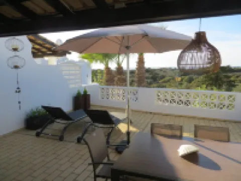 Three Palms Apartment Hotels in Ferragudo