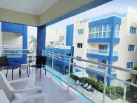 Chic Beachfront Apartment - Private Beach Access