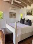 Stylish, Secluded, Hot Tub and Amazing Views