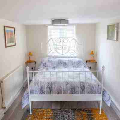 Rural, secluded holiday lodge close to beaches and Sandringham Rooms