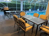 3-bedroom in Davie . WiFi, AC. Pool ,near to Sawgrass Mall, Hard Rock ,F Garden,