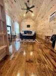 Crawdad Cabin - Minutes from Grand Lake O’ The Cherokee@Grand Getaway RV Park