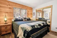 Catalina Creekside Cabin - Boutique