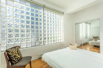 Cozy 3 bedrooms app near Metro Hotels in Le Sud-Ouest