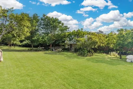 Luxurious Hideaway Villa