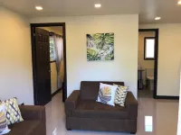 Beachside 1 Bd / 1 Ba Container Home in Paradise Hotels in Malpais