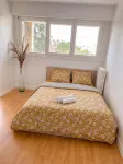 Apartment with Balcony, 4 bedrooms, space & comfort, Centre Gare