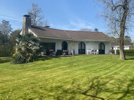 Beautiful property, very good location Отели рядом с достопримечательностью «Caravaning Stoneham - Touquet & Co»