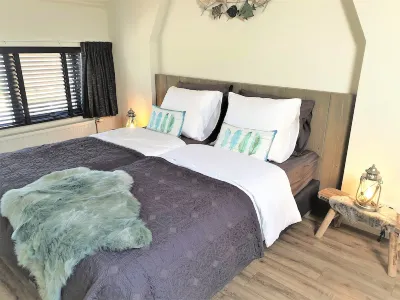 Vacation apartment L' Ancora (mill view) Hotel dekat Strand Sint-Annaland