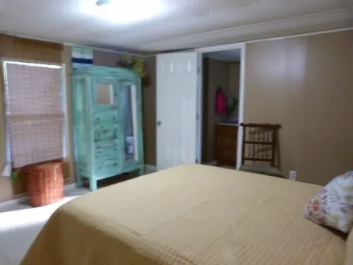 Almost Paradise- Lake Area Rental 1/4 Mile To The Lake And Boat Ramp! Hotels in Trigg County