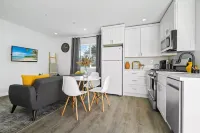 Adorable studio close to DTLA