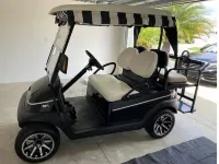 Cheerful King Bed Home in the Villages Hotels in Sumter County