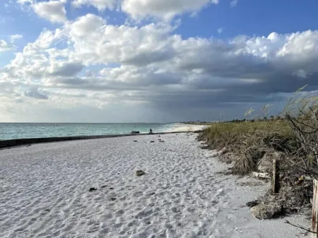 Stunning 3-Bedroom Golf-Front  Pool Villa with Scenic Views, 2 Living Rooms