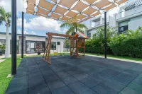 Casa Zénica | Gated Villa with Pools, Rooftop,Tennis Court, Beach Club&PGA Golf Hotels in Akumal