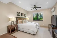 Luxurious St.Regis Bahia Beach Villa; access to Golf, Pool, Tennis & Golf Cart