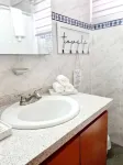 Blue Paradise: Modern Apartment steps away from beach in center of Condado!