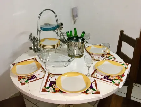 Cozy house in Barra do Sahy, in condominium, daily, accepts small PETs