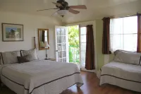 La Paloma Las Flores - balcony