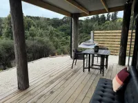 Paparoa Escape-Bush Walk, Hot Tub, Serene Views, Peaceful Escape & Dog Friendly.