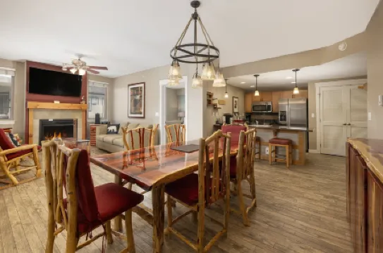 Value Unit 4440 - Two Bedroom - Fraser Crossing Founders Pointe Condo