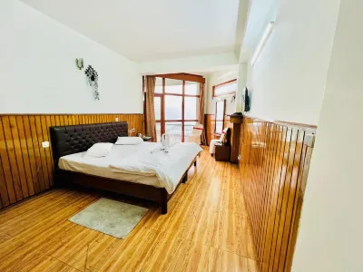 Hotel Tashi Gyal Tsen
