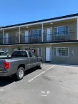 Redwood Inn