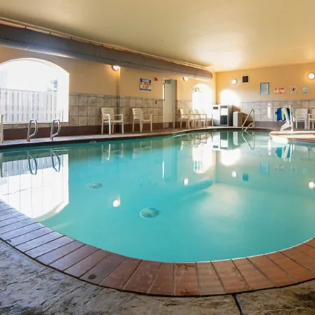 Rivertide Suites