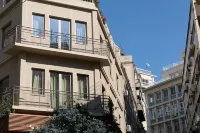 Dwell - Elegant City Stay Hoteles en Syntagma Square