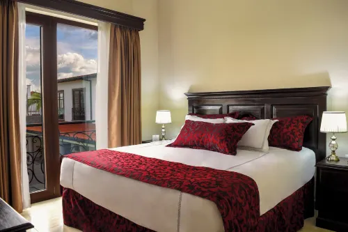 Barolo Hotel - Parking