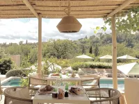 Toile Blanche Hotels in Saint-Paul-De-Vence