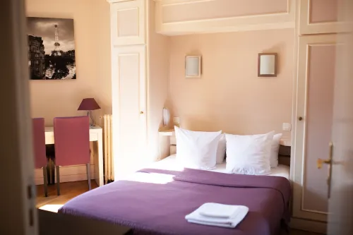 Hôtel du Parc Hôtels à : Choisy-le-Roi