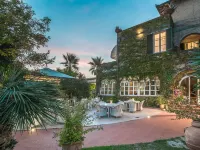 Hotel Villa Maremonti Hotels in Massa