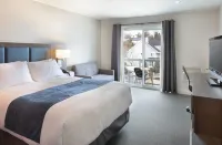 Picton Harbour Inn Hotels in Bloomfield