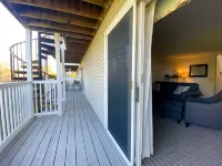 The Central Downtown Inn Suites