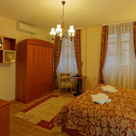 Enjoy Inn Hotels in Pilsen