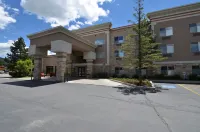 Wood River Inn & Suite