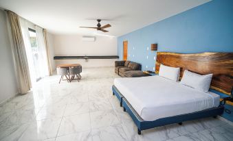 Luna Azul Bacalar