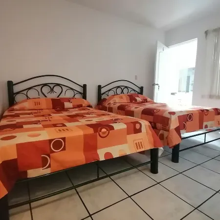 Hostal Maple