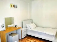 The Townhouse Apartment