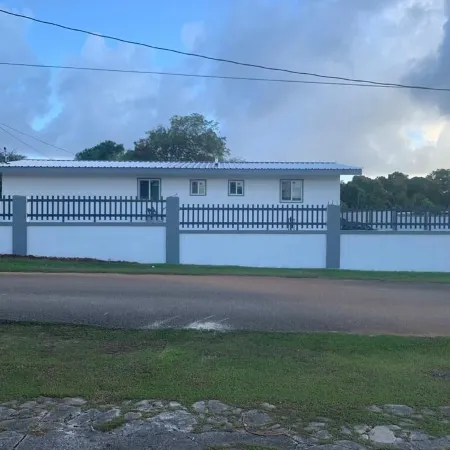 Cozy one bedroom home! Great value and convenient location