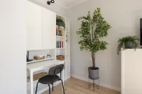 ShortStayPoland Apartamentowa B180 Отели в г. Урсус