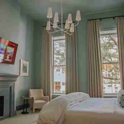 The Woodward Hotel Rooms