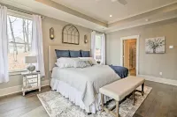 Lake Keowee Home with Balcony and Boat Dock! - Pools