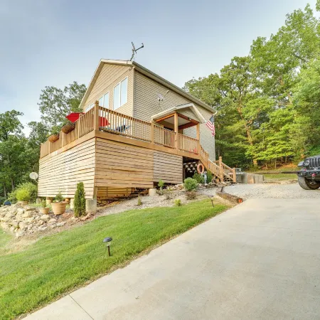 Hot Tub & Fire Pit! Lake-View Home in Blue Eye