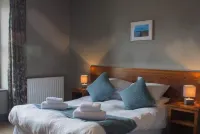 The Wellwood Arms - Inns